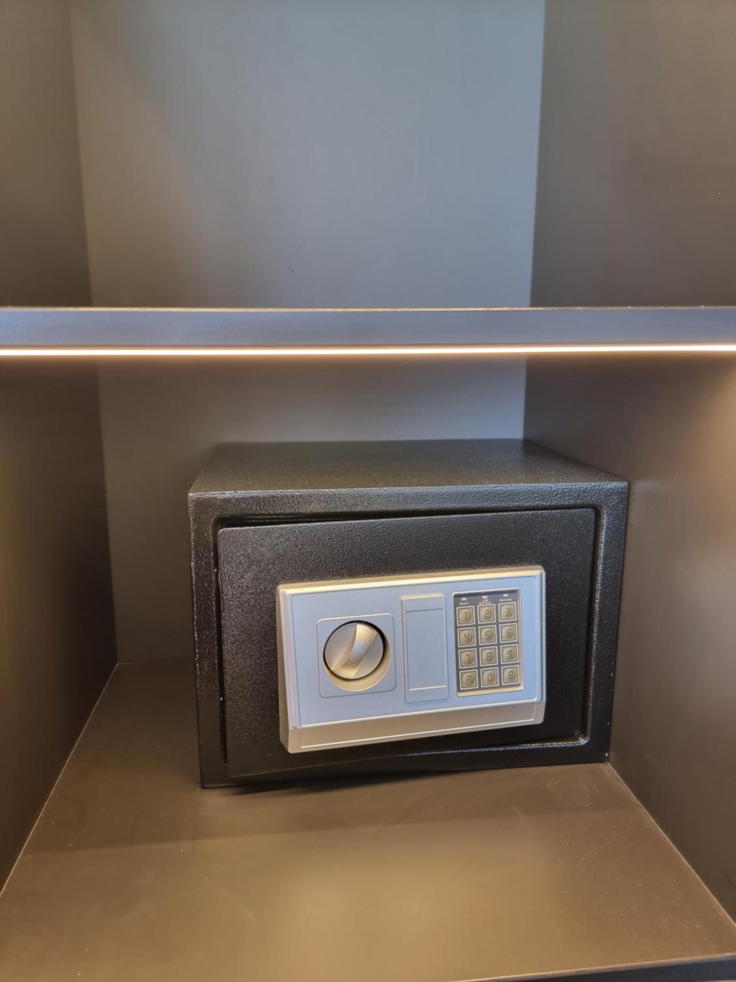 Premium Apartment In Porta Batumi Tower Екстериор снимка
