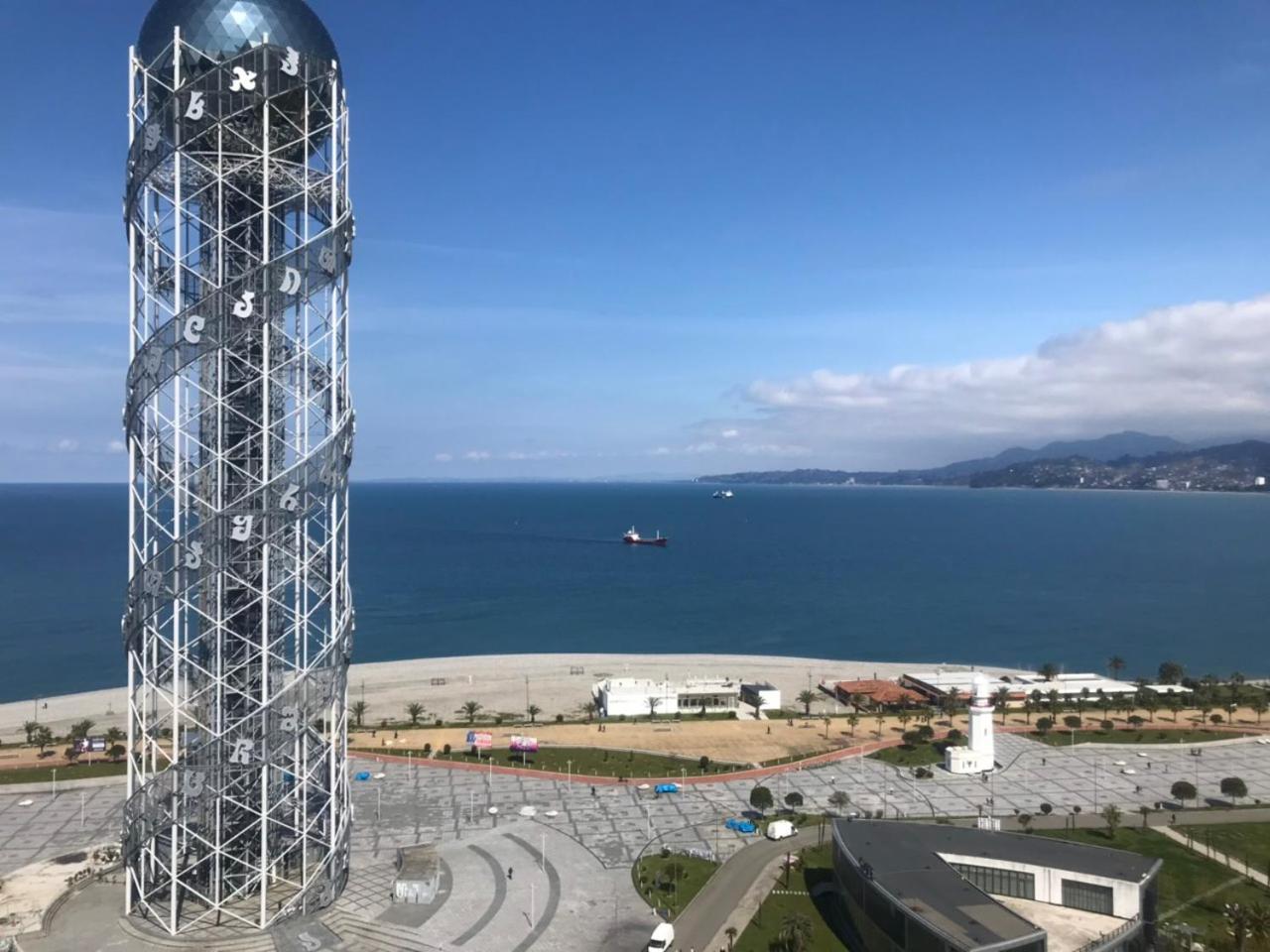 Premium Apartment In Porta Batumi Tower Екстериор снимка