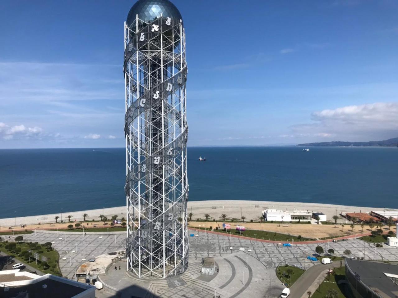 Premium Apartment In Porta Batumi Tower Екстериор снимка