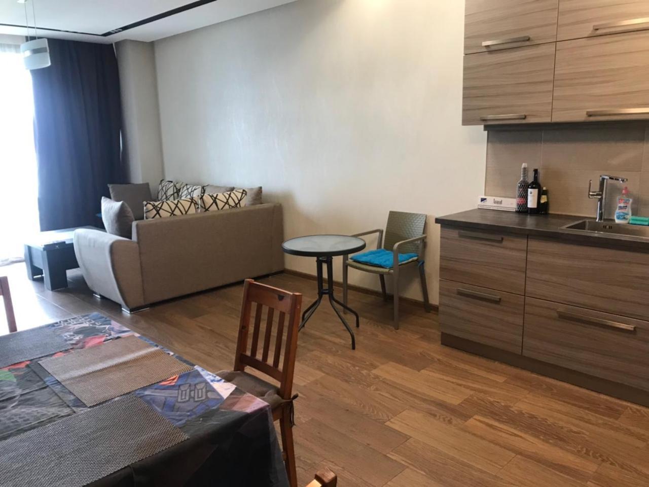 Premium Apartment In Porta Batumi Tower Екстериор снимка