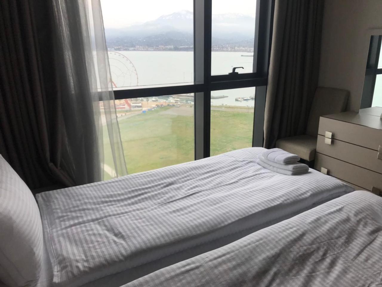Premium Apartment In Porta Batumi Tower Екстериор снимка