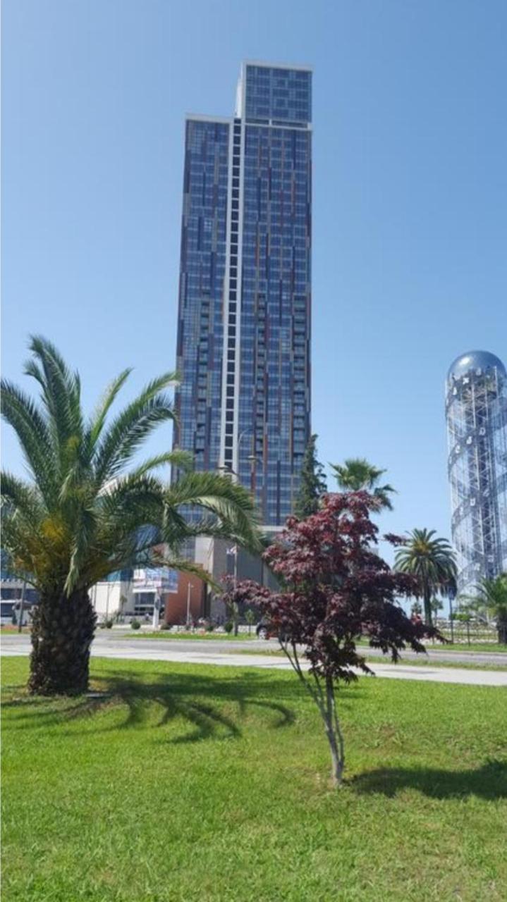 Premium Apartment In Porta Batumi Tower Екстериор снимка